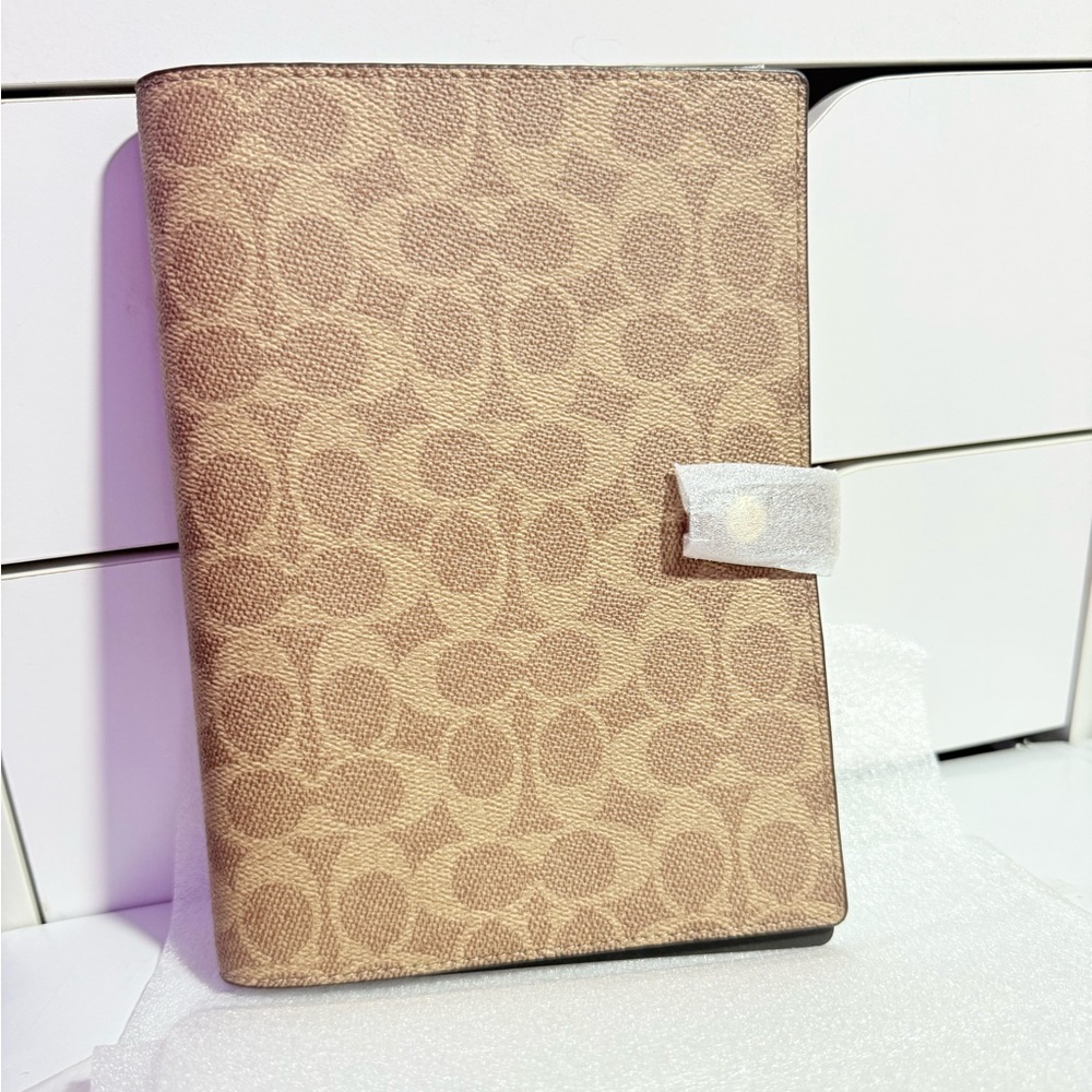 Coach Notebook Signature Tan Brown CZ198 NWT